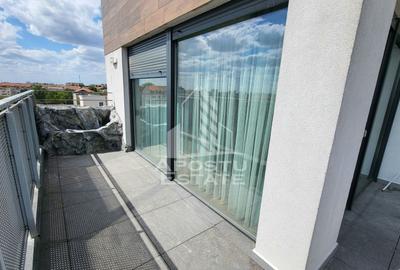 Penthouse de lux,cu 3 camere,terasa 70 mp,nou,Calea Lipovei - 9
