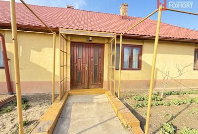 Casa individuala cu 6 camere de vanzare in localitatea Sacalaz, zona Centrala - 1