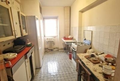 Tg Cucu-Blvd. Independentei- 3 camere-Etaj intermediar - 3