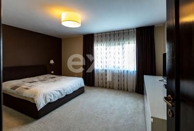 Casă/Vilă duplex cu 5 camere de vânzare, strada 9 Mai- zona Centrală - 11