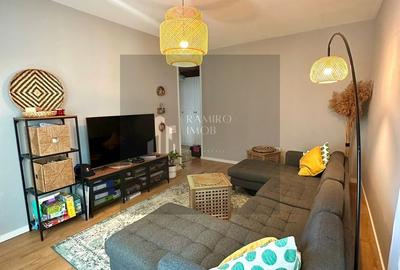 Apartament cu 3 camere decomandat în Metalurgiei