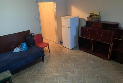 Garsoniera TItan-Policlinica - 1