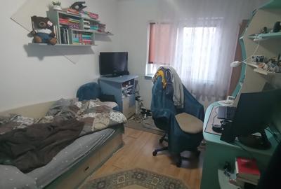 Apartament 3 camere DECOMANDAT, Nicolina 2, etaj 2, suprafata generoasa! - 4