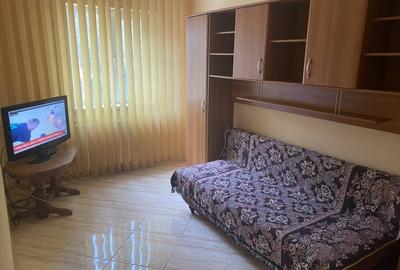 GARSONIERA  - CITY PARK-  DECOMANDATA, MOBILATA, UTILATA, ETAJ 1/4 ,30 MP - 1