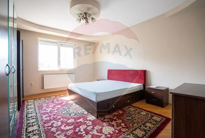 De vânzare Casă spațioasă cu teren 1.000 mp Beverly Hills, Sanmartin - 13