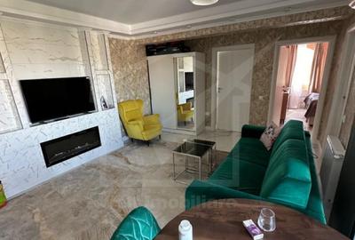 Apartament cu 3 camere semidecomandat, mobilat în Florești