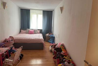 DAMBOVITA CASA 4 CAMERE, DECOMANDAT, PANOURI SOLARE - 11