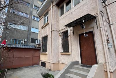 Vanzare casa zona Clucerului cu 2 apartamente - 1