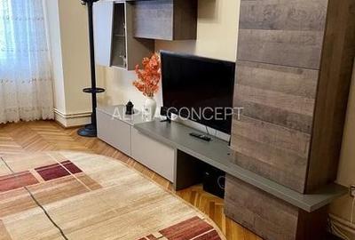 Faleza Nord de închiriat 3 camere - 4