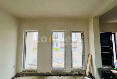 Casă cu 4 camere în Florești