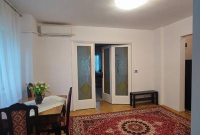 Proprietar  - 2 camere Primaverii  - renovat si complet reconsolidat - 5
