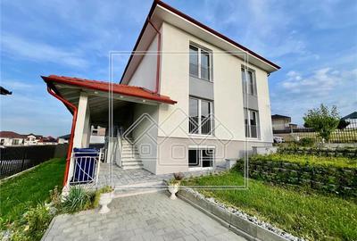 Casa individuala noua - 4 camere, gradina - prima inchiriere - 1