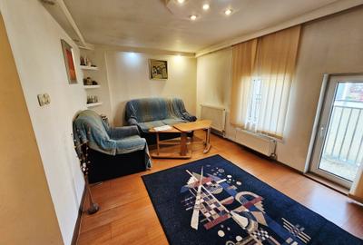 Vanzare apartament 2 camere, probleme cu plafonul, zona Ultracentral - 2