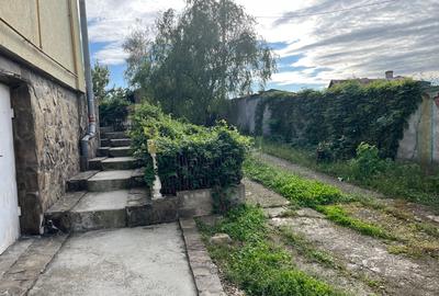 Casă de vânzare – Locație ultracentrală în stațiunea balneoclimatică Tășnad - 1