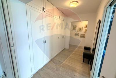 De vanzare 2 camere mobilat-utilat zona Piața Muncii - 11