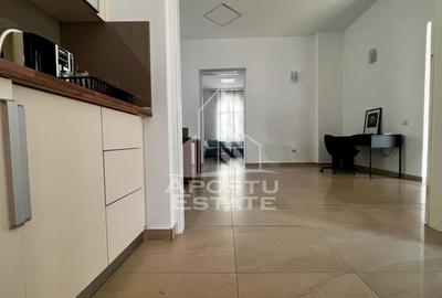 Apartament cu 4 camere 180mp loc de parcare zona centrala - 9