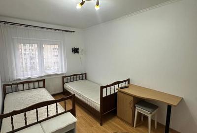 Oferta !!!! Apartament 2 camere Centrul  Civic  400 - 3