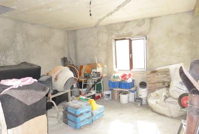 Proprietate Sannicoara, teren 1000 mp! - 24