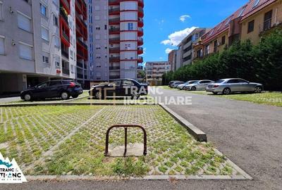 Parcare privata, ingradita, la blocurile Ared din Micalaca - 1