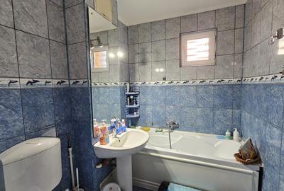 Apartament spațios cu 4 camere – Micro 18, zonă liniștită ! - 5