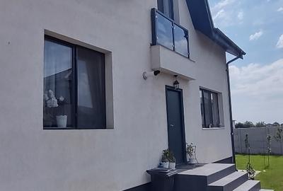 Vând casă Dragomirești Deal - 12