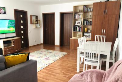 Apartament 3 camere, etaj 2, balcon, parcare Floresti zona Stadion - 1