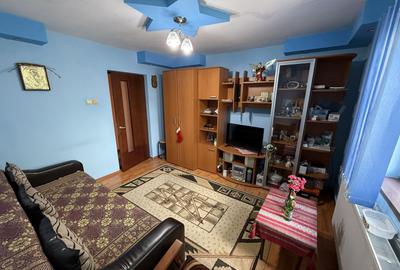 Vila construită in 2010 - P+1+pod - S=236 mp și curte 238 mp Campina! - 13