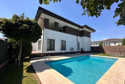 Casă cu 6 camere în Central