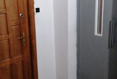 Se vinde: Apartament 2 camere, decomandat, 52.20 mp - 2
