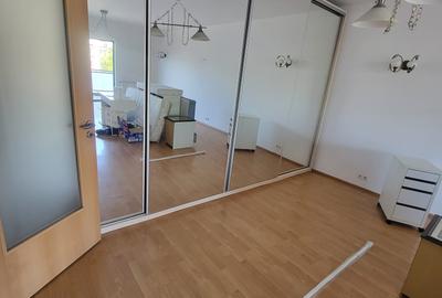 Ap 4 camere Dna Ghica Plaza, 2 locuri parcare, se accepta persoane straine,140mp - 12