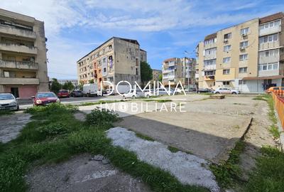 Vanzare teren intravilan - 250 mp - strada Constructorilor - zona CAM - 3