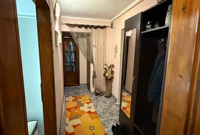 Apartament cu 2 camere decomandate, Burdujeni - Cuza -Voda 2 - 8