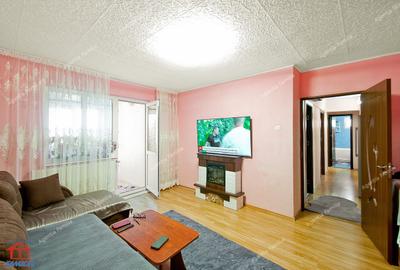 Apartament spatios, renovat, 4 camere, decomandat, etaj 4, Micro 39 - 1