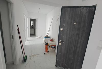 APARTAMENT 3 CAMERE DECOMANDAT BLOC NOU-  PRET PROMOTIONAL - BLOC SUPERB - 51