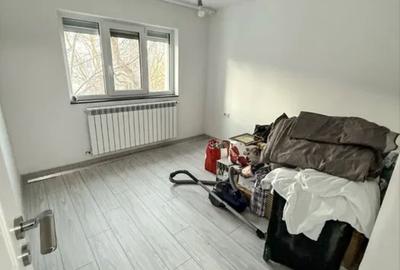 Apartament 2 camere, renovat – Zona Micro 17, Etaj 3 - 1
