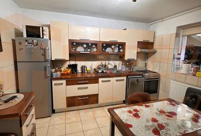 Casa 3 camere de vanzare zona Palas – 92 mp utili, teren 200 mp - 1