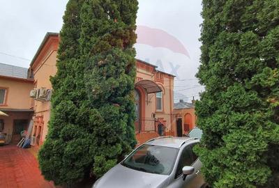 Casă cu piscină de vânzare în zona Piața Centrală Galați - 27