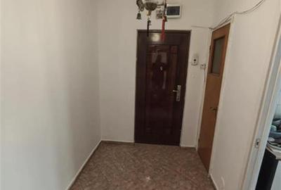 Vanzare Apartament 3 Camere Semidecomandat Berceni-Al.Niculitel - 9