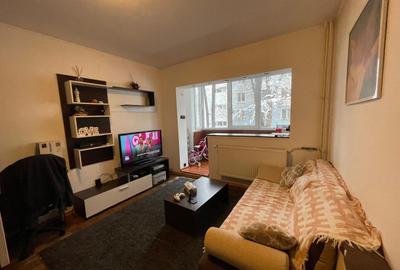 AP. 2 CAMERE APARATORI, BUCATARIE INCHISA, LOC DE PARCARE ADP, MODERN - 1