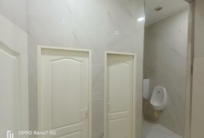 Spatiu comercial de închiriat - 16