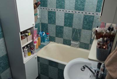 Dacia, apartament 2 camere decomandat et.4 - 12