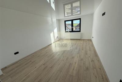 Casa cu 4 camere si 3 bai pretabila birouri in Sura  Mare - 20