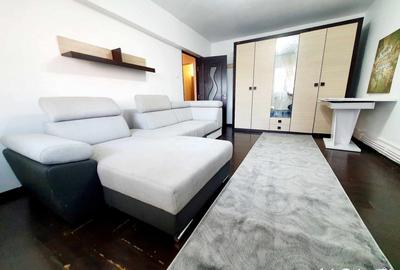 Apartament cu 2 camere decomandat, mobilat în Debarcader