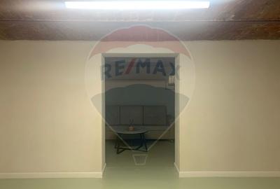 Spațiu comercial de închiriat 40 mp, în zona Decebal - 21