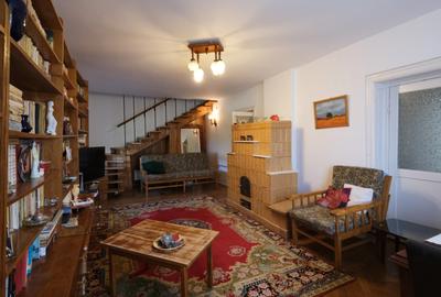 Vanzare casa mare cu etaj si 6200 mp teren intravilan Fieni, judetul Dambovita - 15