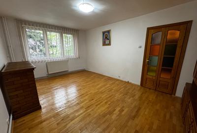 Apartament 3 camere 1 Decembrie 1918/Titan - complet renovat - centrala proprie - 12