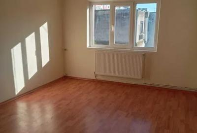 Apart 3 cam, luminos si spatios, langa Biblioteca Judeteana - 1