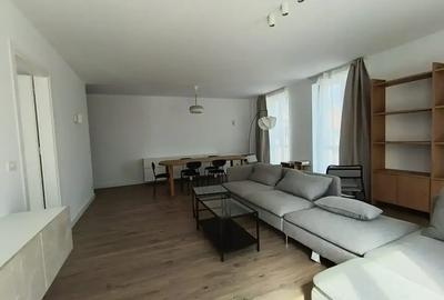 Apartament cu 3 camere semidecomandat în Armeneasca