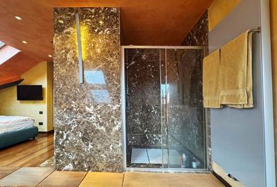 PENTHOUSE EXCLUSIVIST - 21