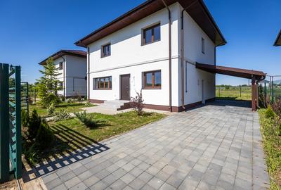 Casă individuală cu 4 camere în Corbeanca